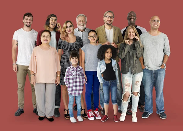 Grupo multiétnico de personas — Foto de Stock
