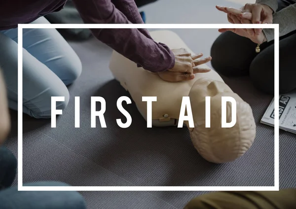 People on CPR First Aid Training — Stock Photo, Image