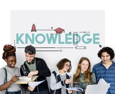 Öğrenciler birlikte öğrenme 