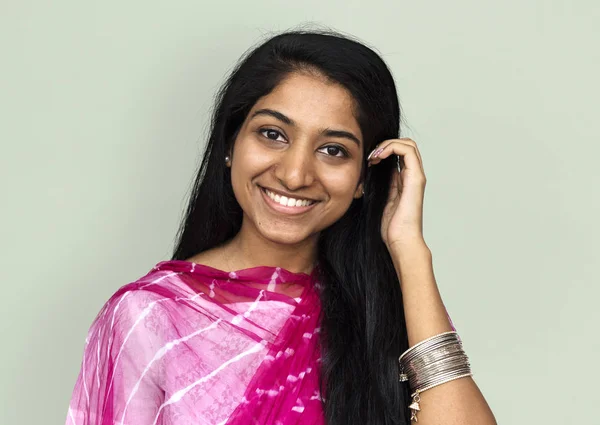 Smiling young indian woman — Stock Photo, Image