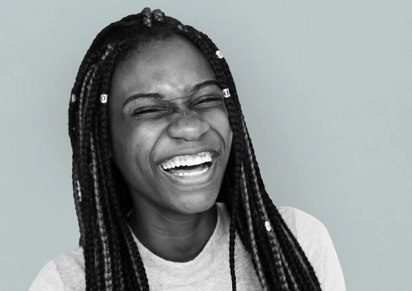 Chica sonriente en el estudio — Foto de Stock