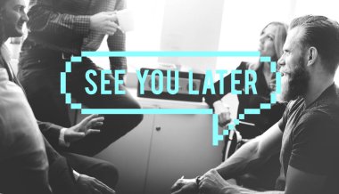 tartışırken iş adamları ve beyin fırtınası