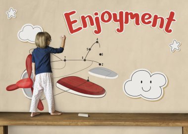 Tebeşir ile kara tahta çizim kız