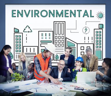 tartışmak ve beyin fırtınası fikirlerini mimarlar