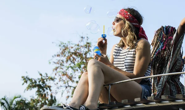 Women Sitting on The Roof of the Van — Stock Photo, Image