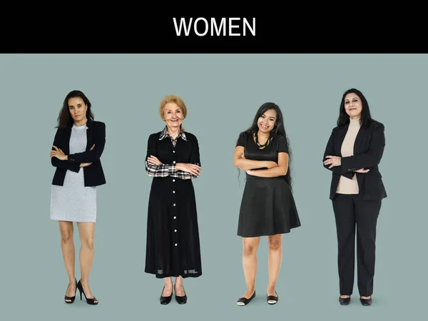 Diversidade Mulheres em pé no estúdio — Fotografia de Stock