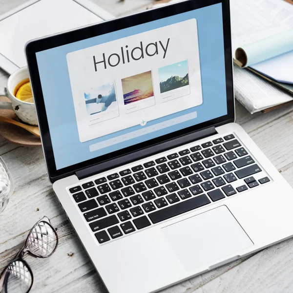 Tablo açılan çalışma laptop