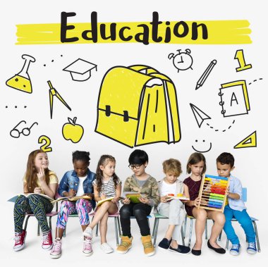 çok ırklı okul çocukları