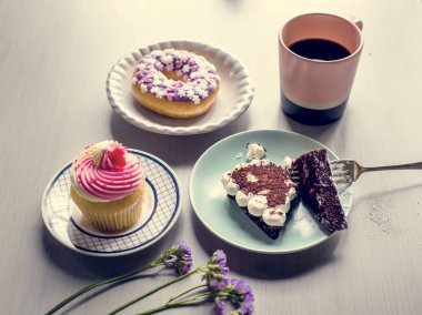 Pasta çörek ekmek tatlılar tatlı mola zamanı, özgün photoset