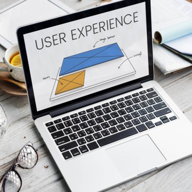 Tablo açılan çalışma laptop