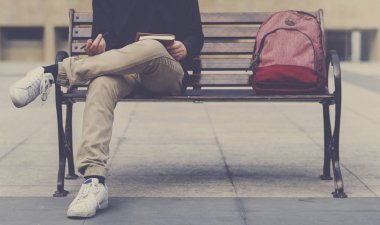 Öğrenci not defterinde yazılı