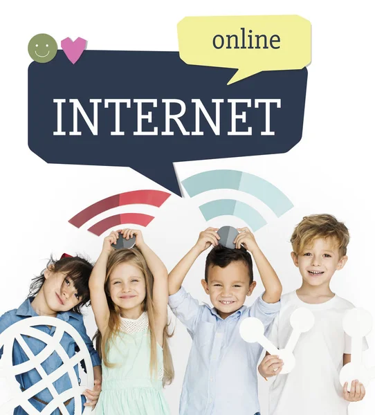 Küçük simgeleri ağ ile çocuk 