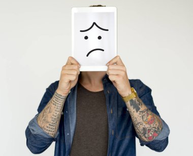 Dijital tablet tutan adam