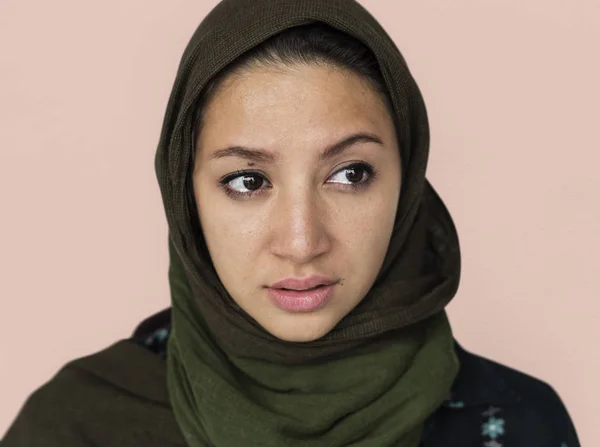 Hijab giyen kadın — Stok fotoğraf