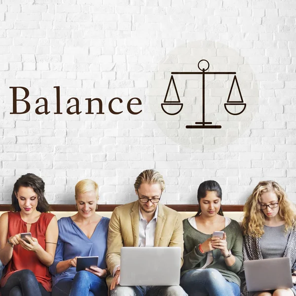 farklı aygıtlar kullanan kişiler