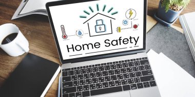 Tablo açılan laptop