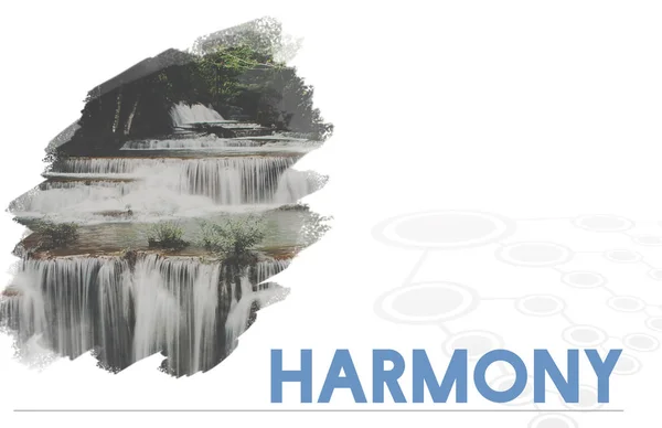 Naturligt vandfald og harmoni - Stock-foto
