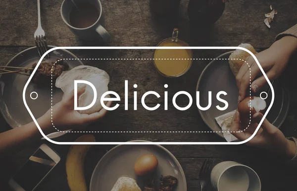 yiyecek ve insan eli ile tablo