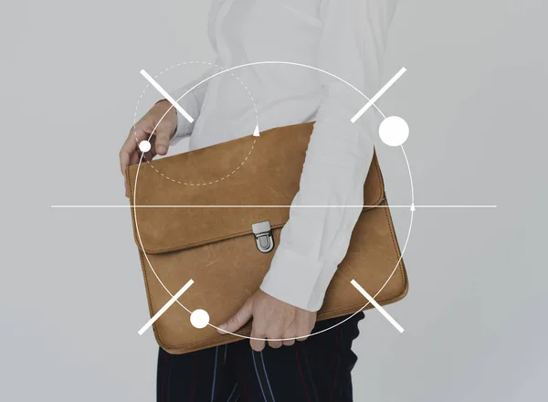 Wanita bisnis dengan tas kulit — Stok Foto