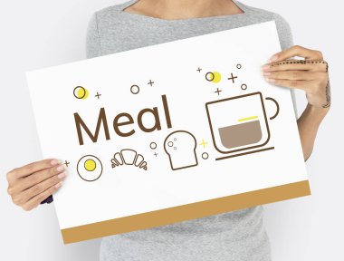 Kadın afişini tutar 