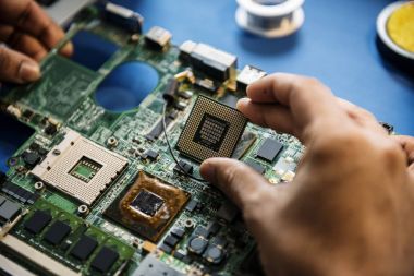 Mikroişlemci elektronik parçalar