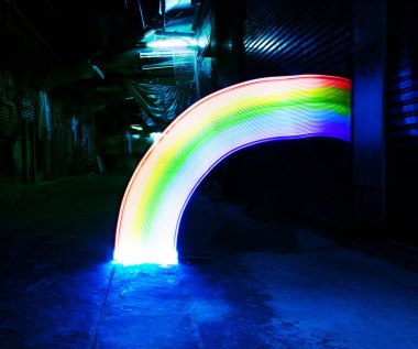 Gökkuşağı ışıklar uzun pozlama çizgiler hareket gece, orijinal photoset