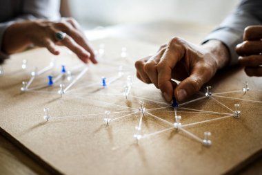 Bağlantı pins adlı tablo, özgün modelinde ağı photoset holding eller