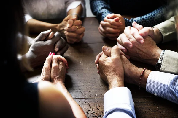 Persone in preghiera Mani — Foto Stock