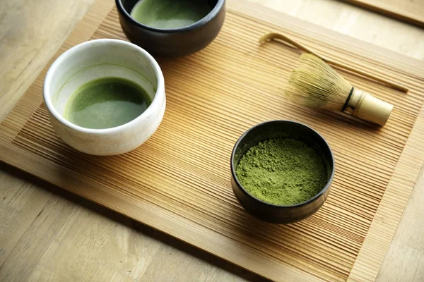 Thé vert Matcha japonais traditionnel — Photo