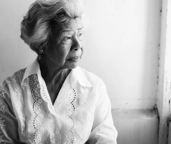 노인 아시아 여자 — 스톡 사진