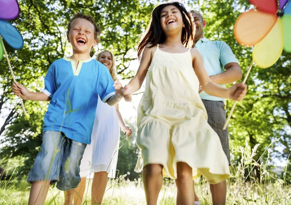 Happy Family Playing Park Original Photoset — Stock Photo, Image