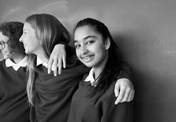 Sorrindo Estudantes Diversos — Fotografia de Stock