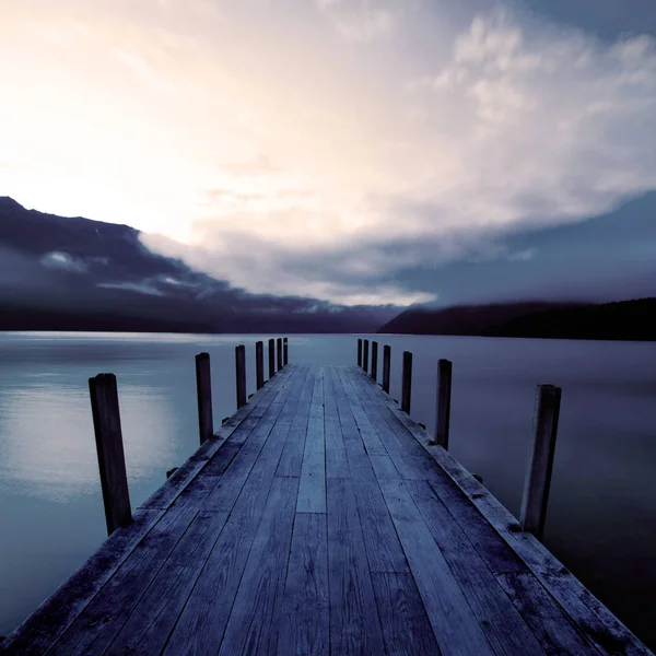 Pontile Barca Lago Calmo All Alba Nuova Zelanda Fotoset Originale — Foto Stock