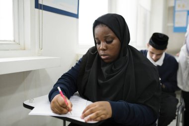 sınıf, özgün eğitim çeşitli Müslüman çocukların photoset