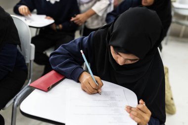 sınıf, özgün eğitim çeşitli Müslüman çocukların photoset