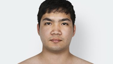 Komik adam Studio poz
