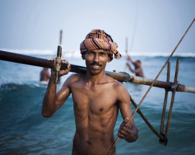 Sri Lanka kavramı, özgün gülümseyen Uzunbacak balıkçı photoset