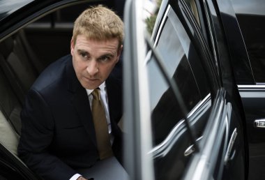 Çık arabadan, özgün gidiş işadamı photoset