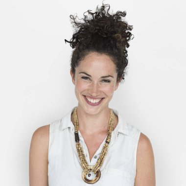 Kafkas kadın gülümsüyor 