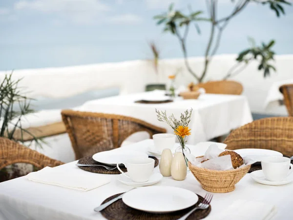 Restaurang bordet med miljö Service — Stockfoto
