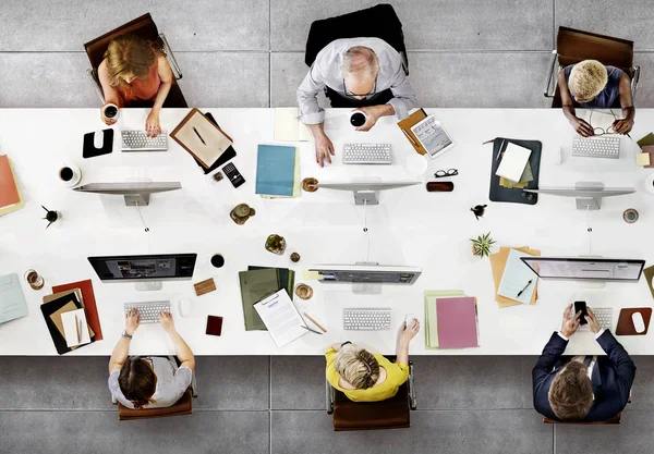 Trabajo en equipo de empresarios — Foto de Stock