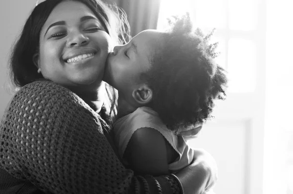 Madre Hija Africanas Pasándola Bien Juntas Fotoset Original —  Fotos de Stock