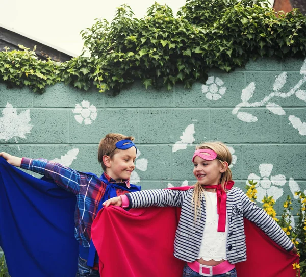 Superhrdinové Děti Přátel Statečný Rozkošný Koncept Originální Sada Fotek — Stock fotografie