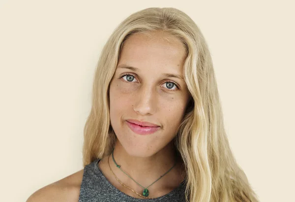 Woman posing in studio — Stock Photo, Image