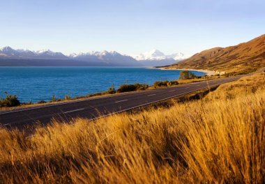 nehir ile doğada Güzellik