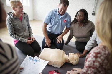 CPR ilk yardım grubu eğitim kavramı
