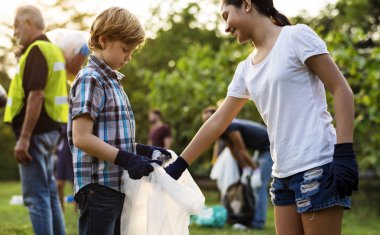 çeşitlilik insanların gönüllü charity projesi