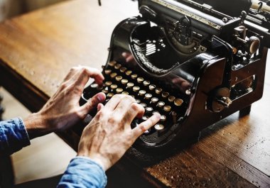 Eller yazarak daktilo eski Retro klasik klavye, özgün photoset