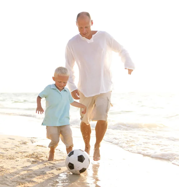 Caucasian Father Son Playing Football Beach Concept Original Photoset — Stock Photo, Image