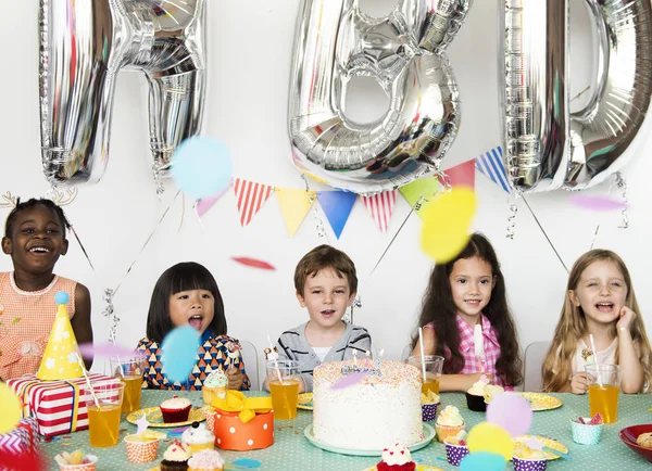 Diversos Niños Disparar Fotoset Original —  Fotos de Stock